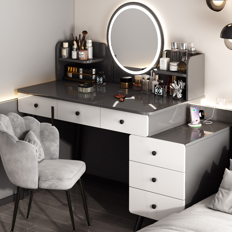 Beauty Without Makeup - Penteadeira Moderna para Quarto com Pequeno