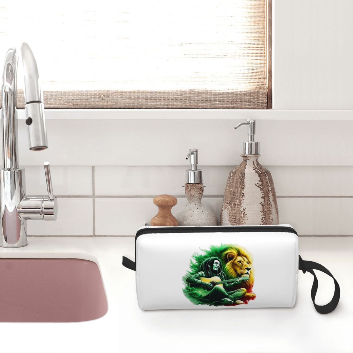Bolsa de maquiagem Bob Marley  - Beauty Love Makeup avaliação e preço
