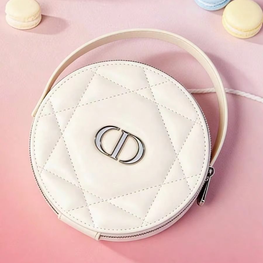Bolsa de Maquiagem Redonda de  - Beauty Makeup Dior avaliação e preço